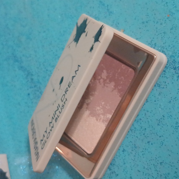 3/$30 NIB Natasha Denona's My Mini Dream Glow Blush - Picture 2 of 6